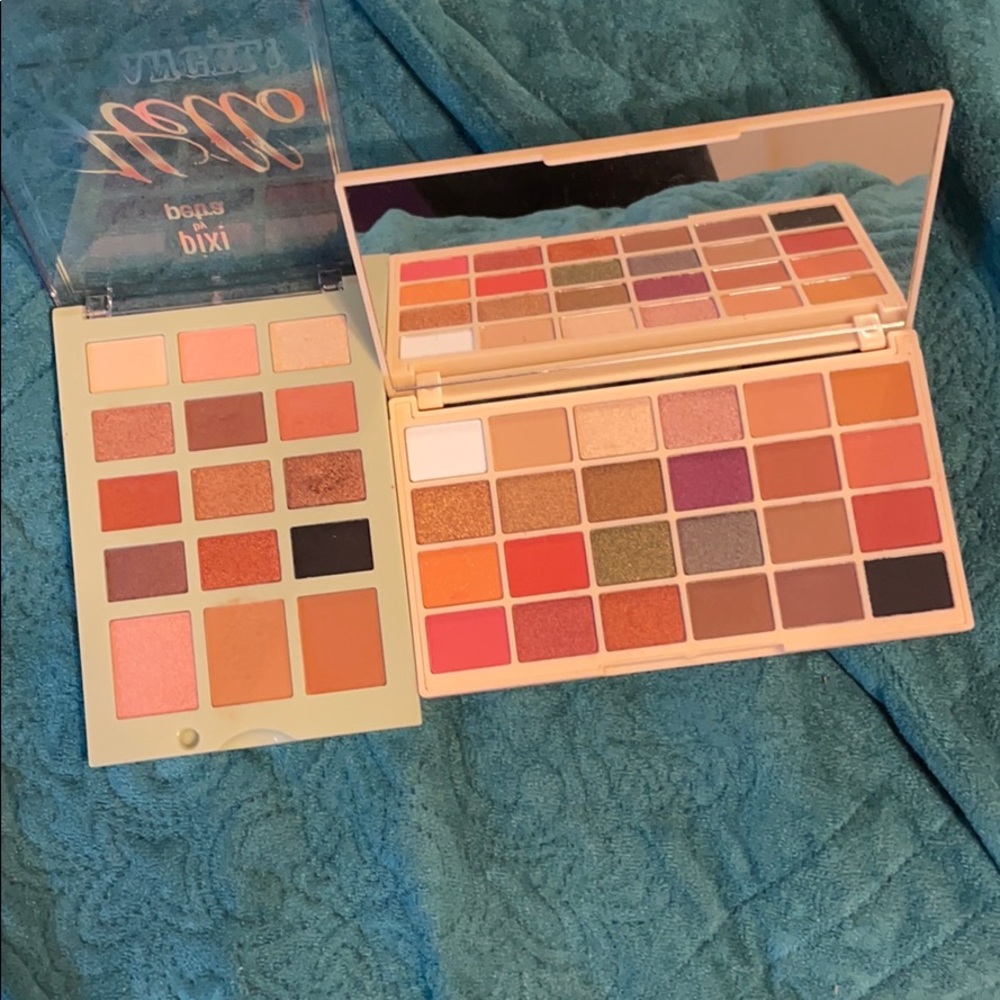 Makeup pallet bundle